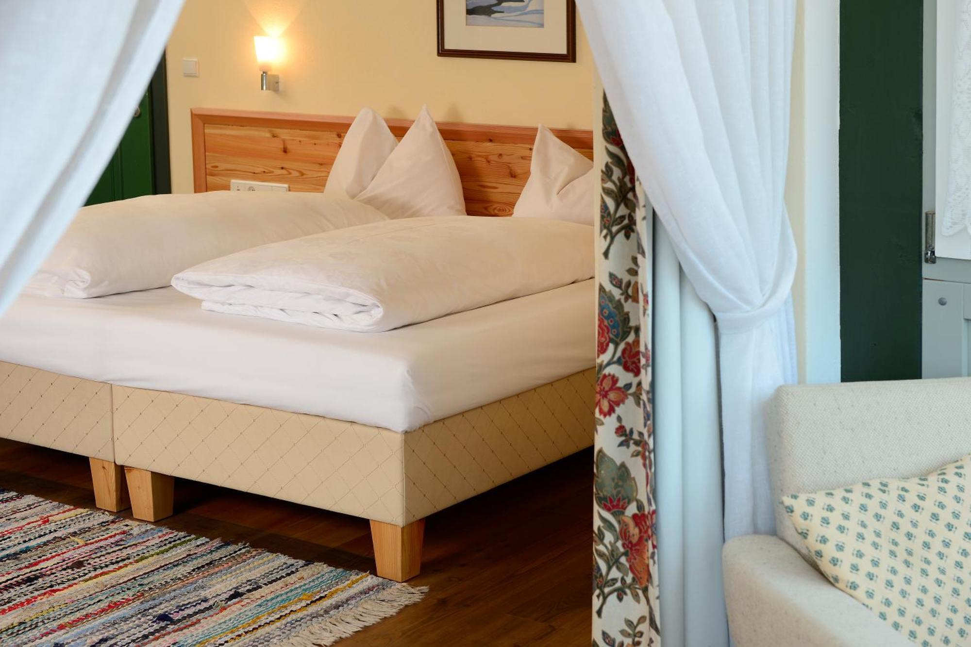 Hotel Gassenwirt Chienes Εξωτερικό φωτογραφία