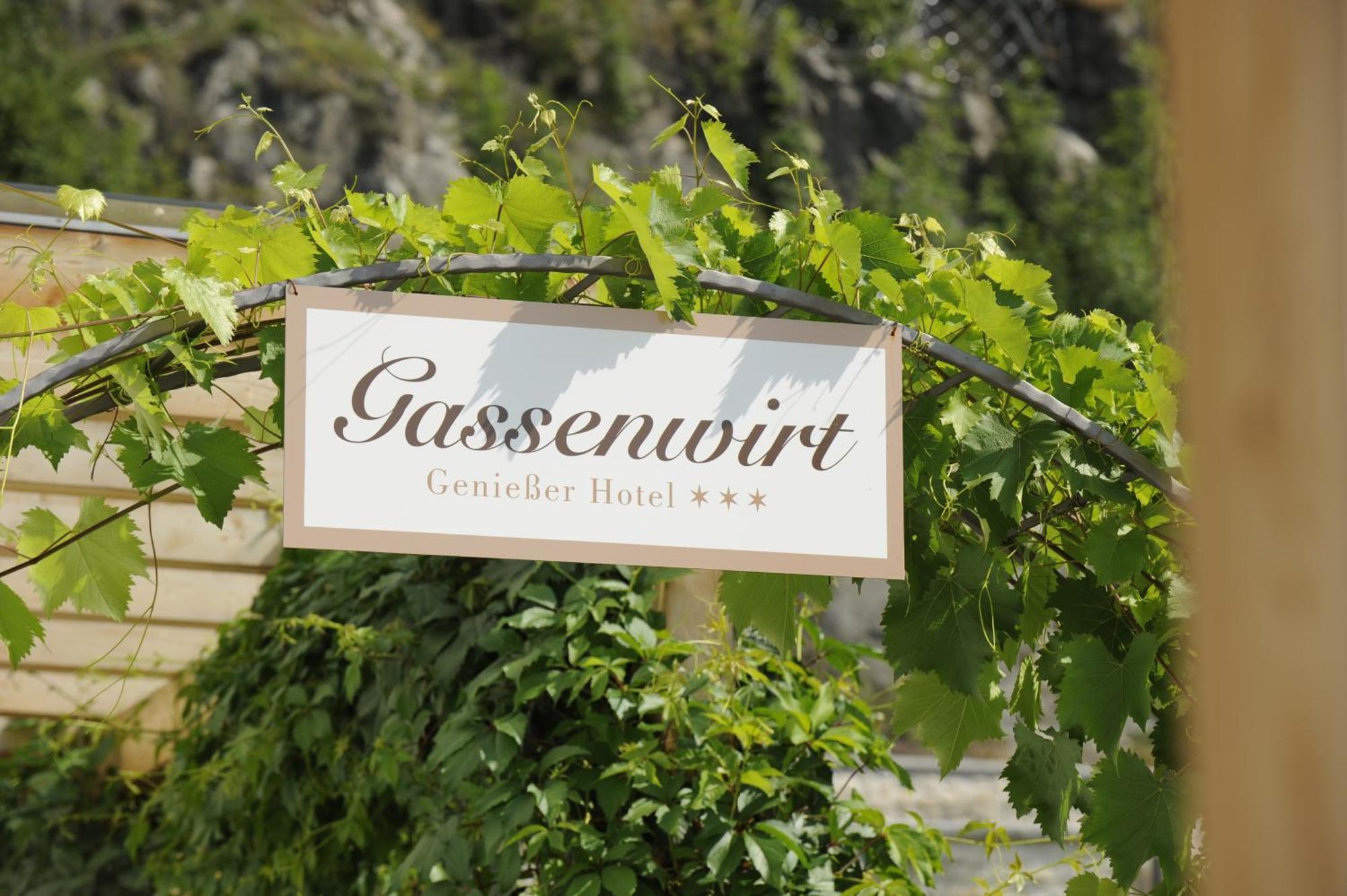 Hotel Gassenwirt Chienes Εξωτερικό φωτογραφία