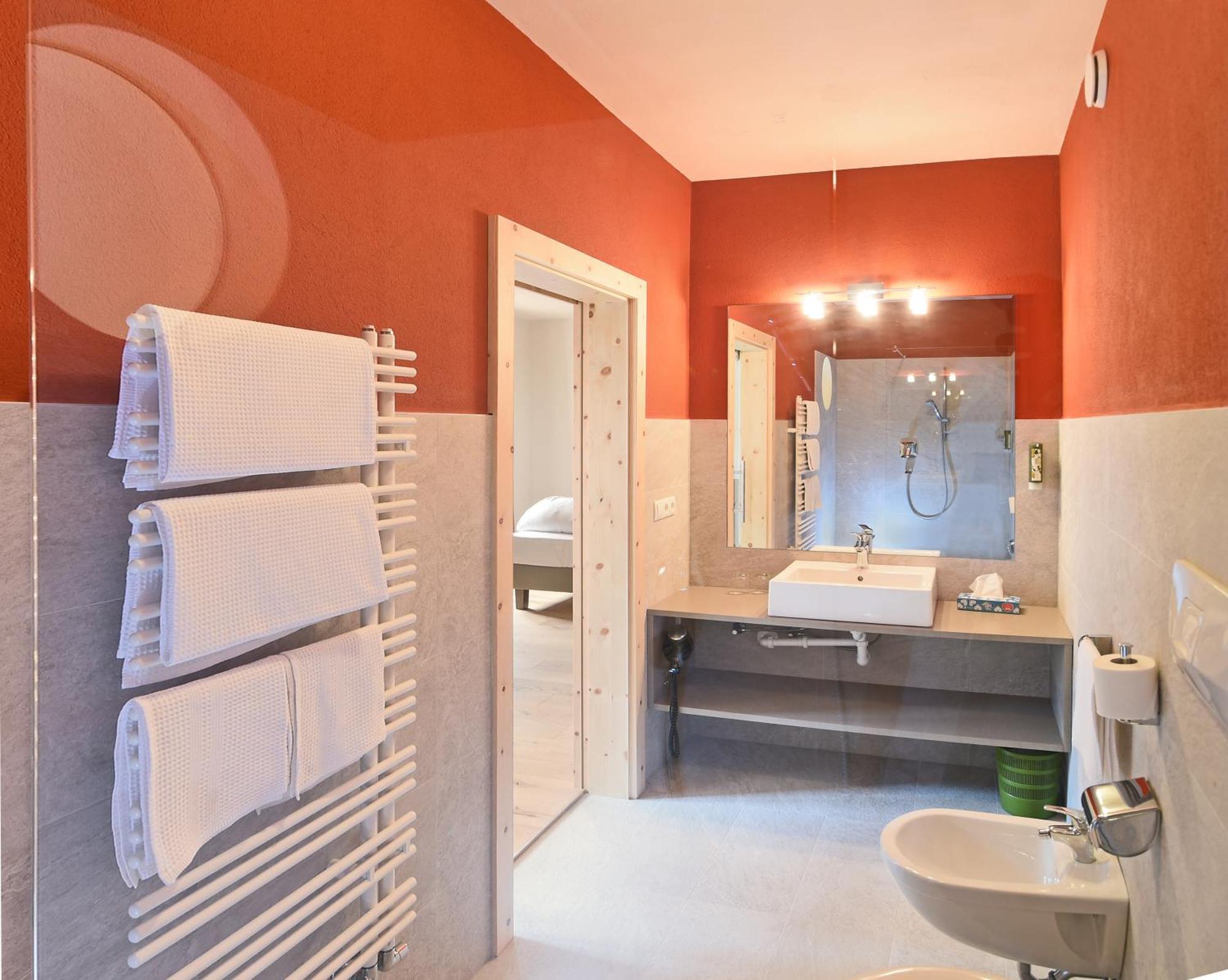 Hotel Gassenwirt Chienes Εξωτερικό φωτογραφία