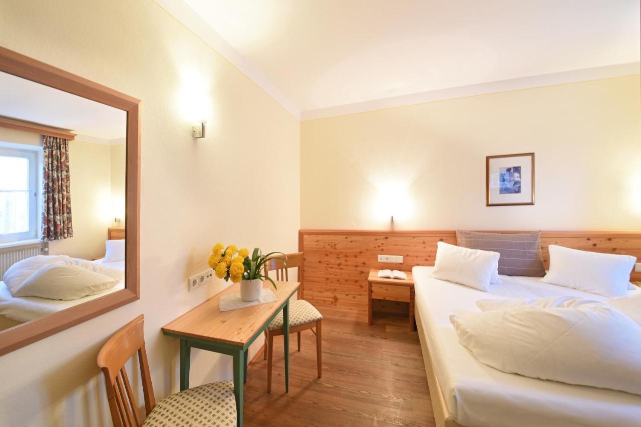 Hotel Gassenwirt Chienes Εξωτερικό φωτογραφία